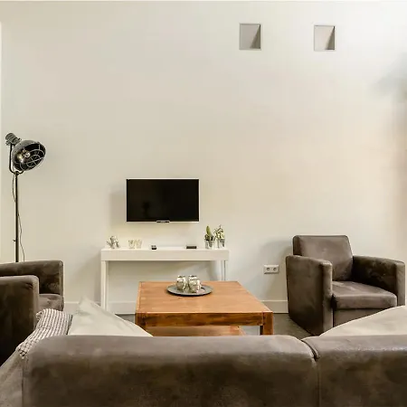 Slaperij 't Woud - Near The Dunes And The Sea! *